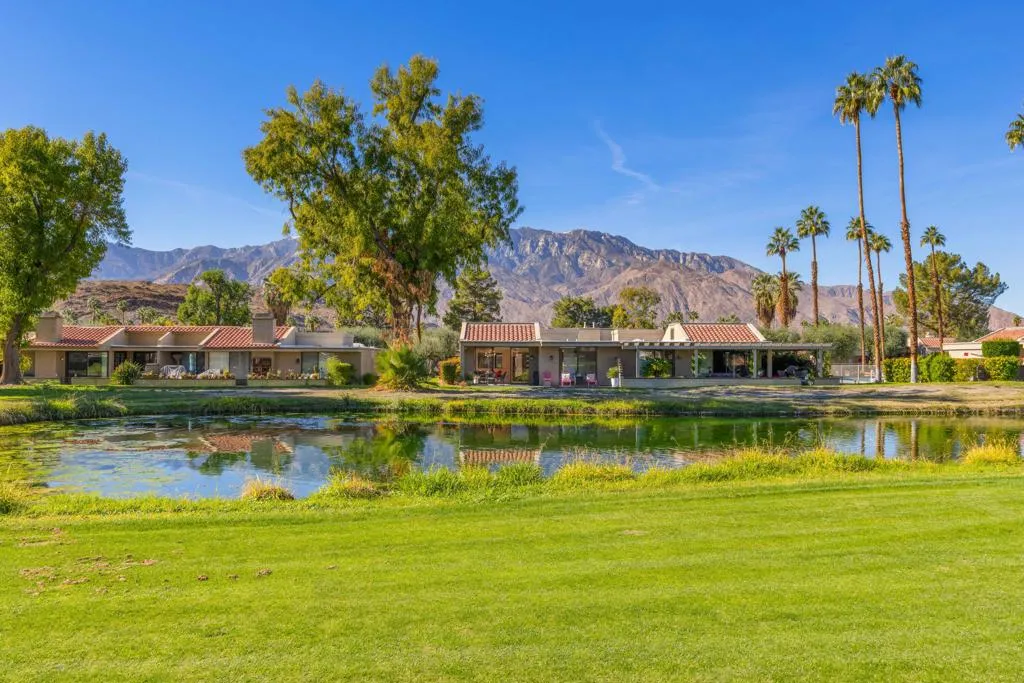 2910 Calle Loreto, Palm Springs, California 92264 home-pic-36